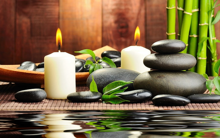 stones-candles-aromatherapy-spa