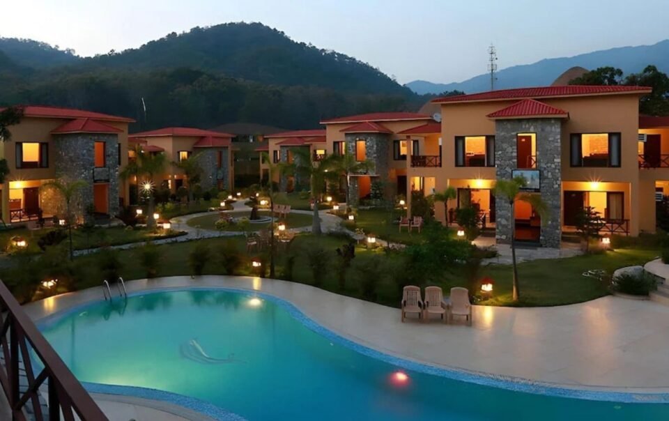 Stay riverside resort in jim corbett