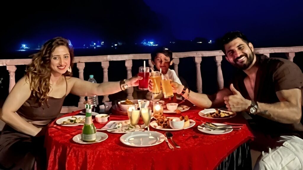 couples romantic candle night dinner